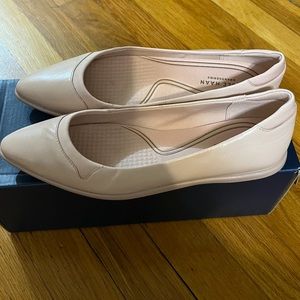 Cole haan grandseries flats